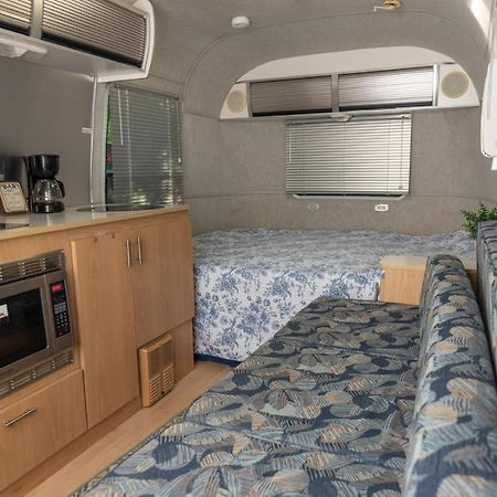 Airstream In The Center Of It All ميامي المظهر الخارجي الصورة