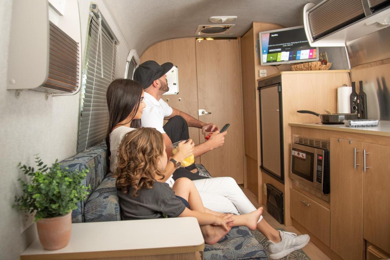 Airstream In The Center Of It All ميامي المظهر الخارجي الصورة
