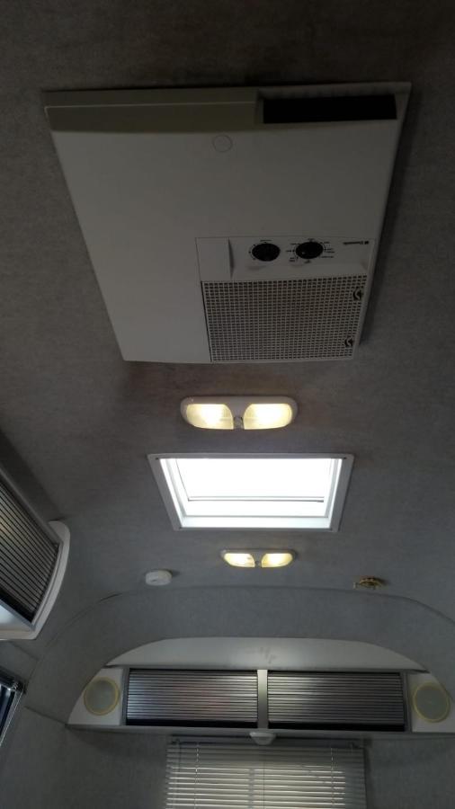 Airstream In The Center Of It All ميامي المظهر الخارجي الصورة